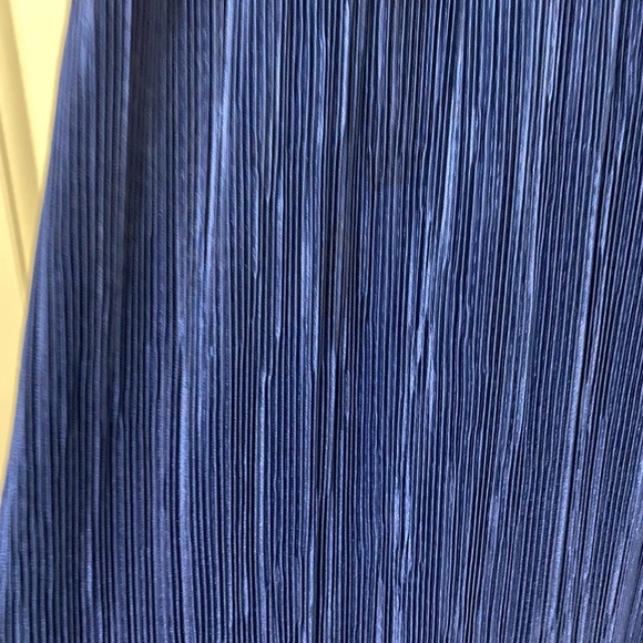 Topshop Multi Way Tie Plisse Dress - Picture 4 of 9